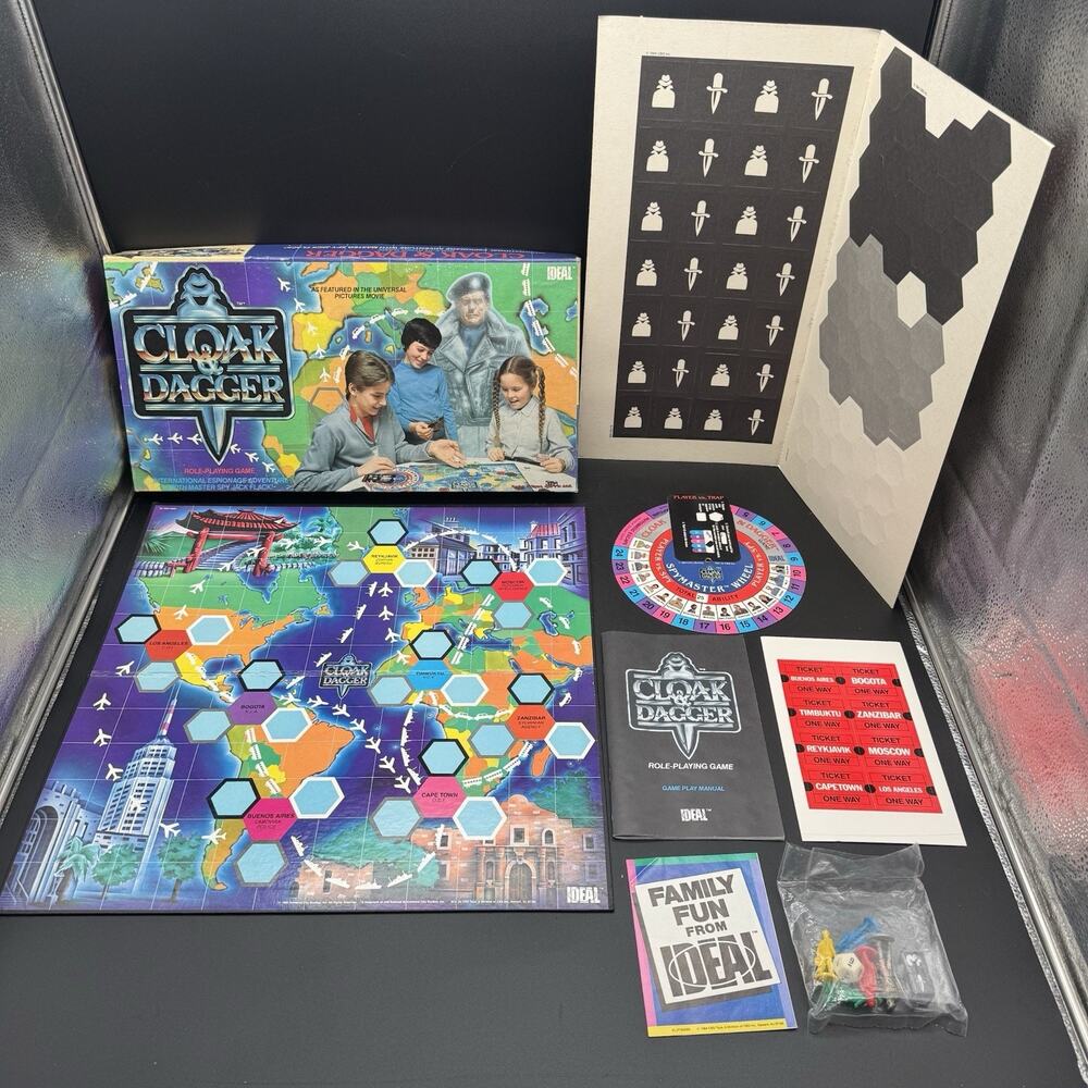 Vtg 80s Cloak and Dagger Role Playing Board Game Ideal 1984 Complete RARE NEW
